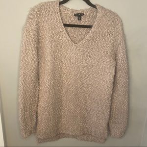 Tribal Eyelash Sweater S